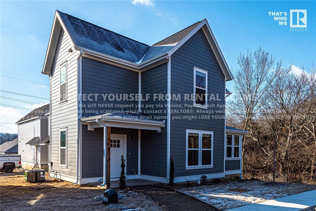 Property Photo:  1003 N Laramie Heights  AR 72704 