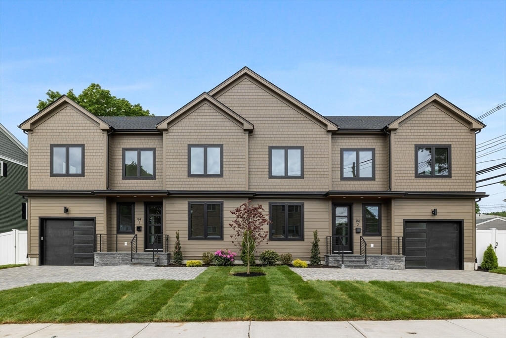 Property Photo:  94 Grant Street 2A  MA 02451 