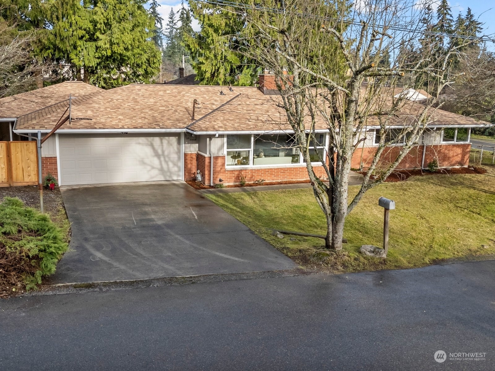 22508  78th Avenue W  Edmonds WA 98026 photo