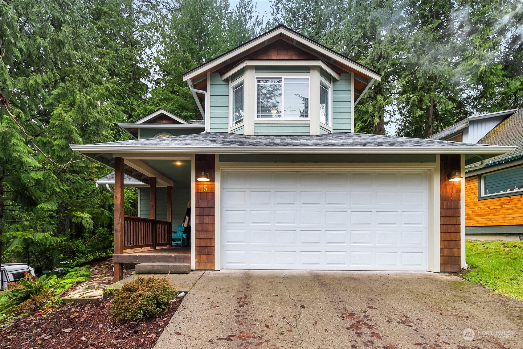 Property Photo:  5  Huckleberry Court  WA 98229 