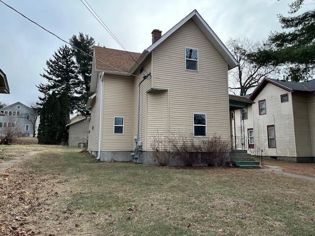 226 S London Avenue  Rockford IL 61104 photo