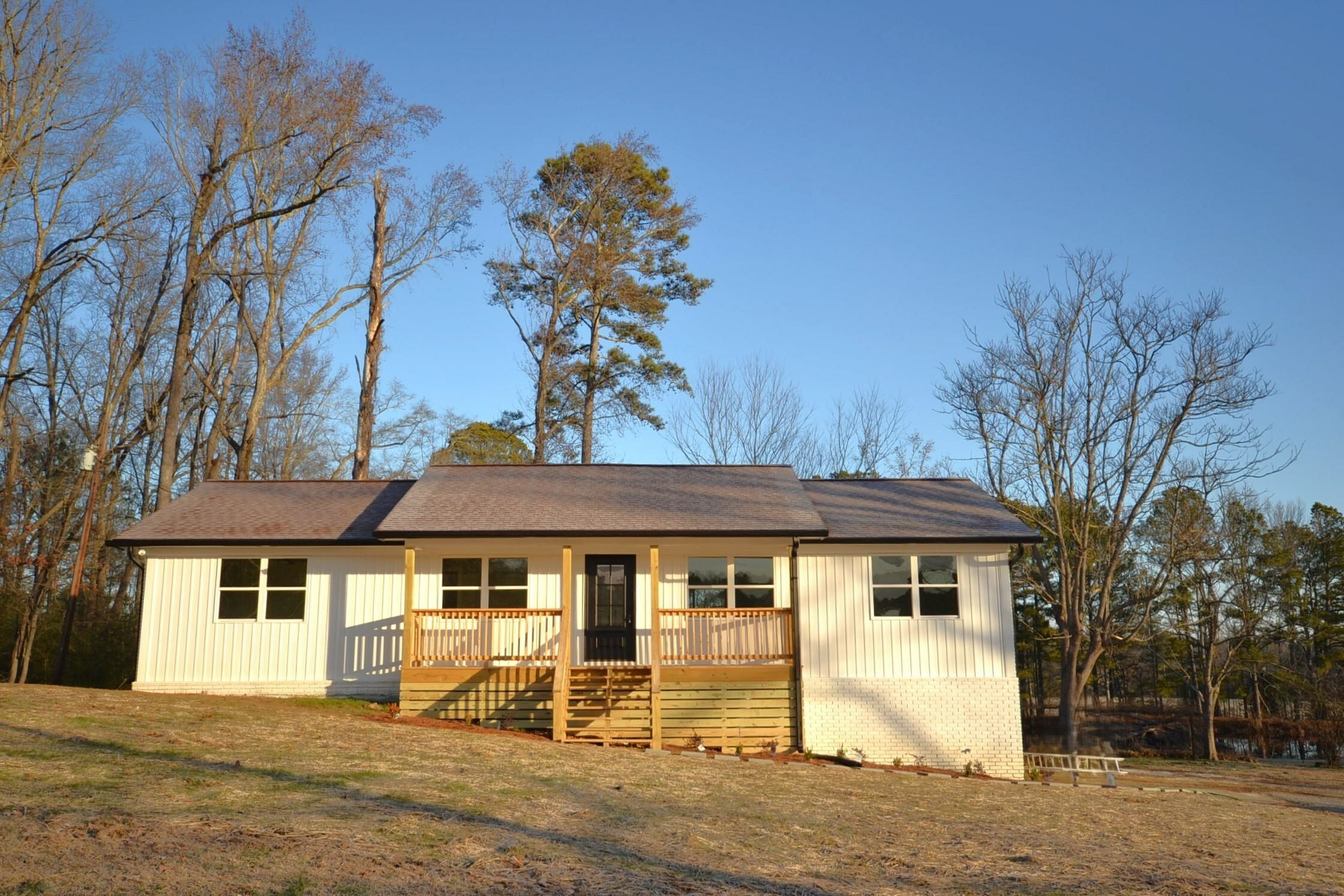 Property Photo:  142 Co Rd 573  AL 35077 - HANCEVIL 