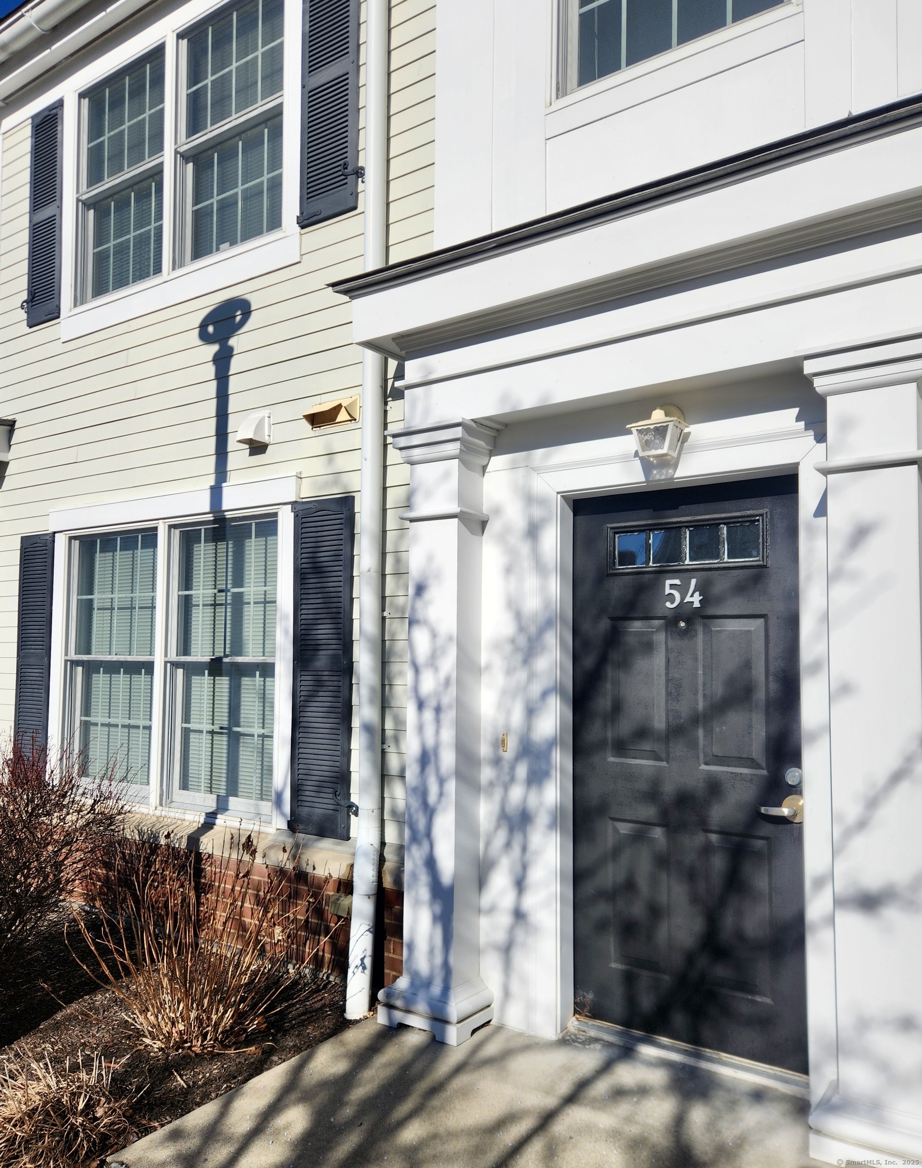 Property Photo:  3 Birch Drive  CT 06902 