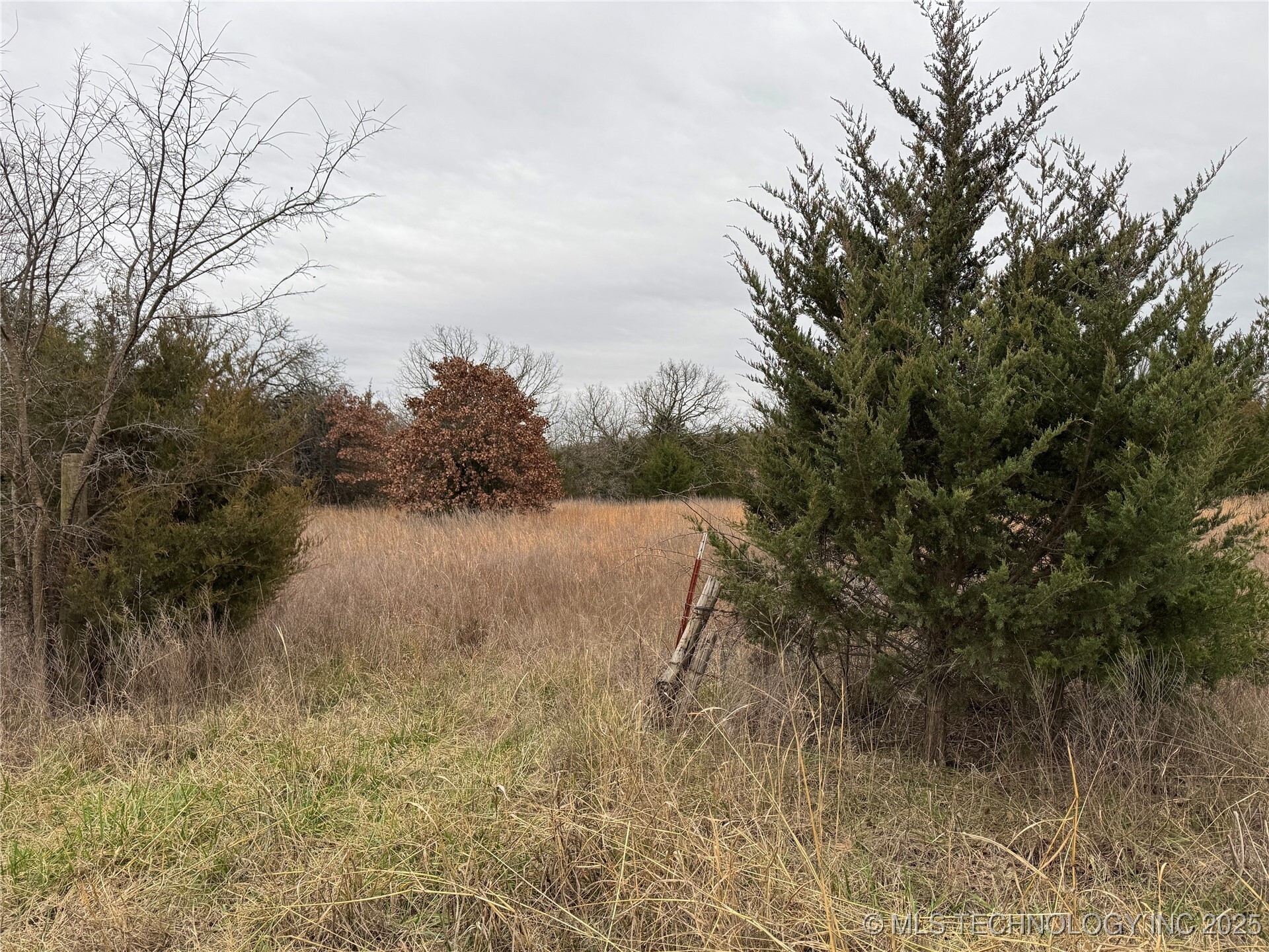 Property Photo: 20124 W Hickory Drive OK 74066