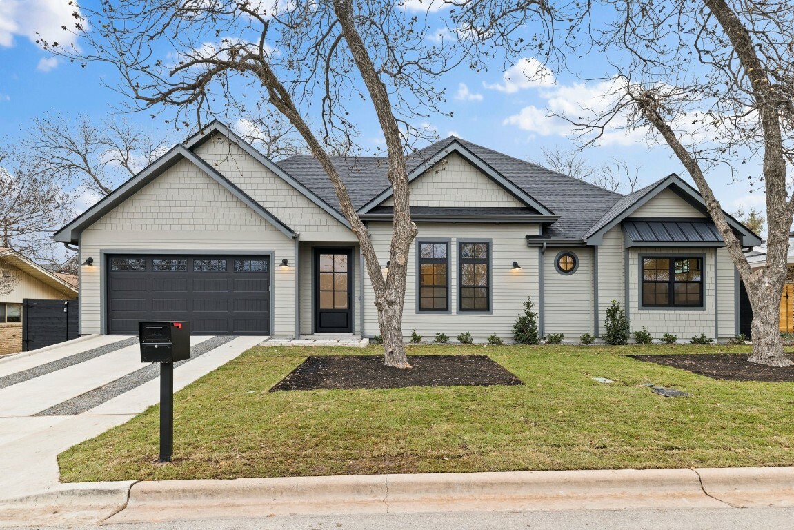 Property Photo:  2606 Cascade Drive  TX 78757 