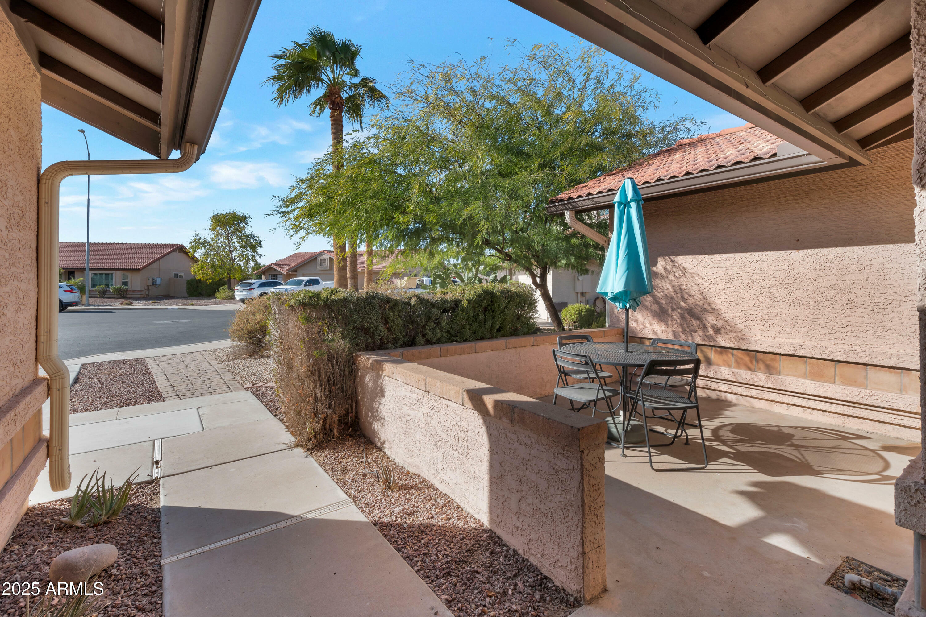 Property Photo:  859 N 54th Circle  AZ 85205 