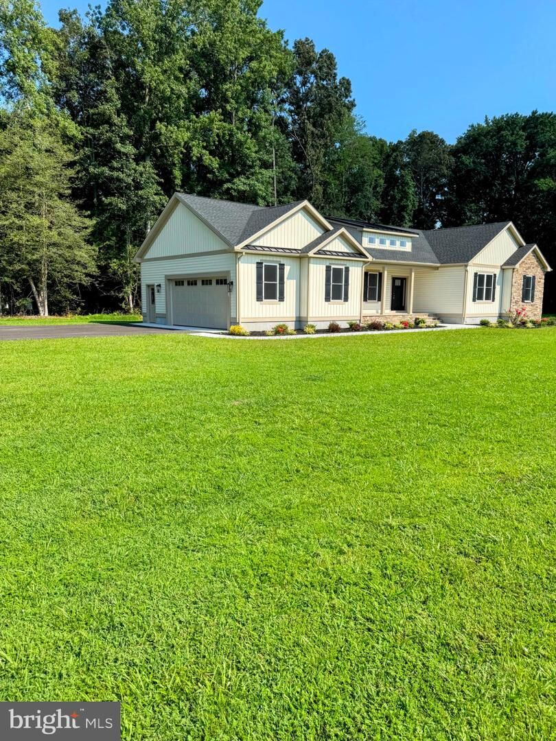 Property Photo: 22250 Hollyview Court DE 19933