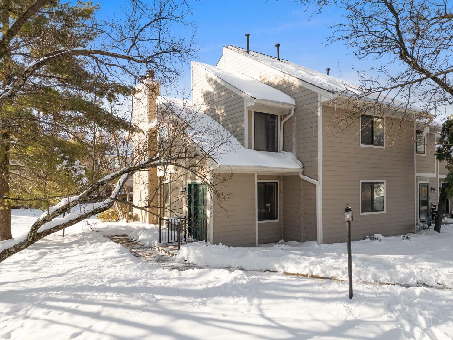 Property Photo: 9451 Hunters Creek Drive OH 45242