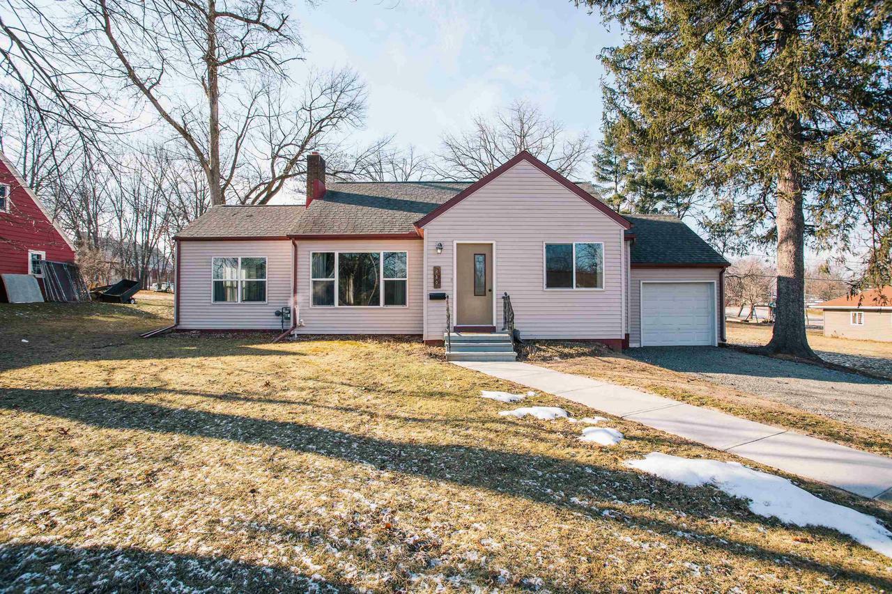 Property Photo: 220 Oak Street WI 54456