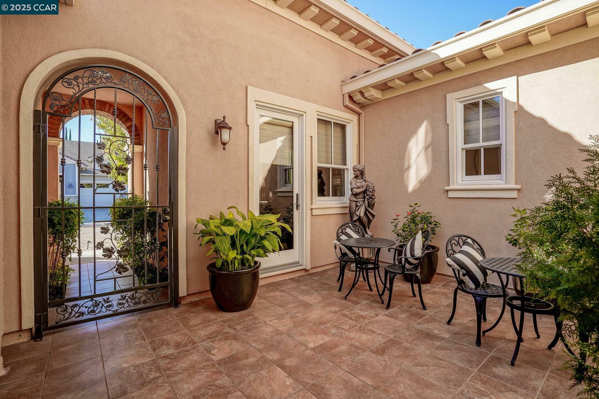 Property Photo:  1628 Healing Rock Ct  CA 92413 