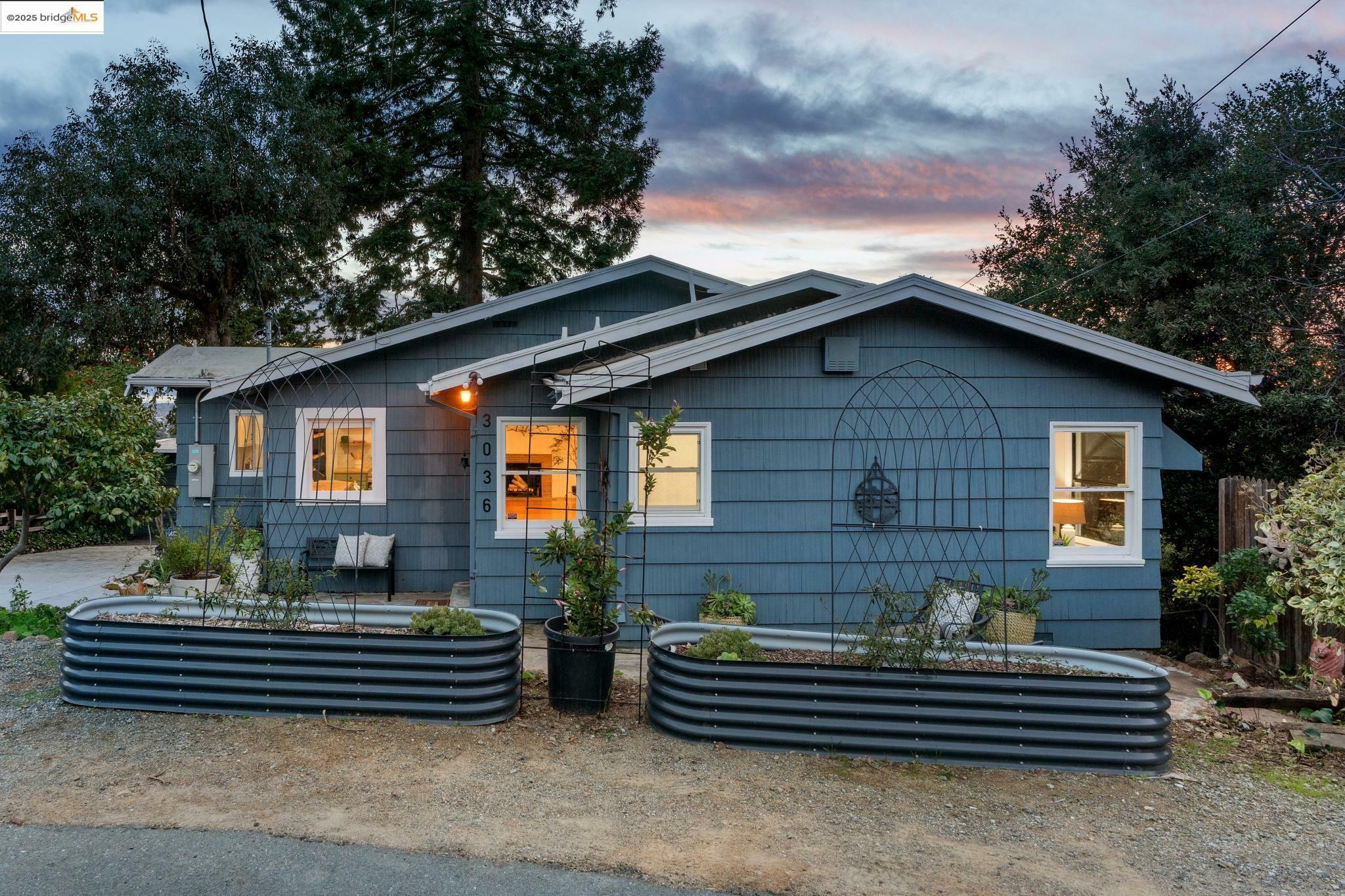 Property Photo:  3036 Frye St  CA 94602 