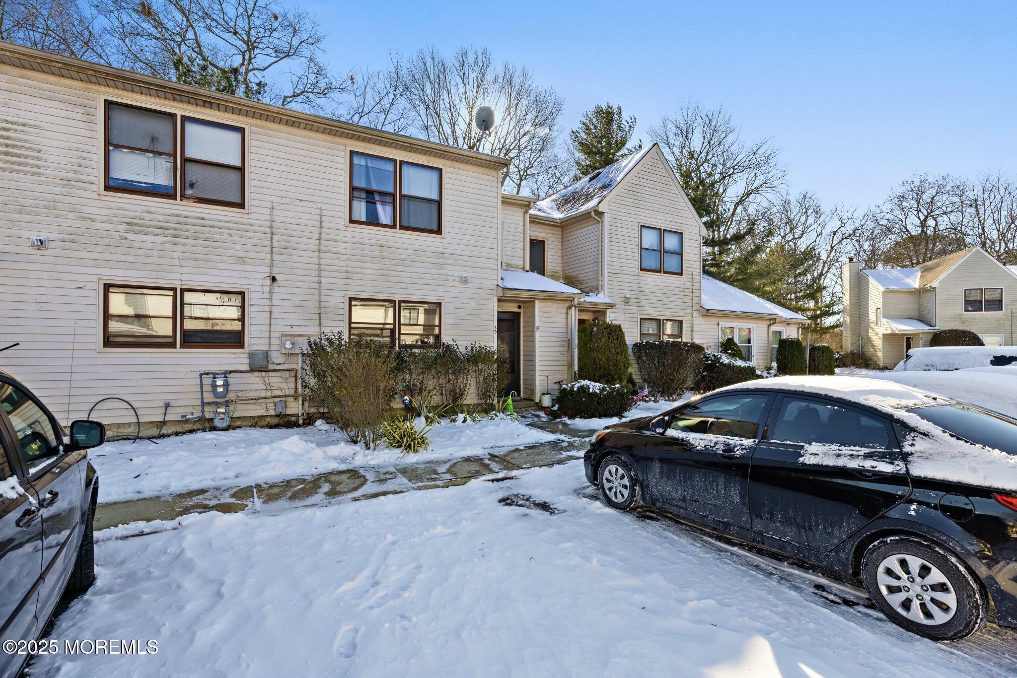 Property Photo:  39 Pin Oak Lane  NJ 08087 