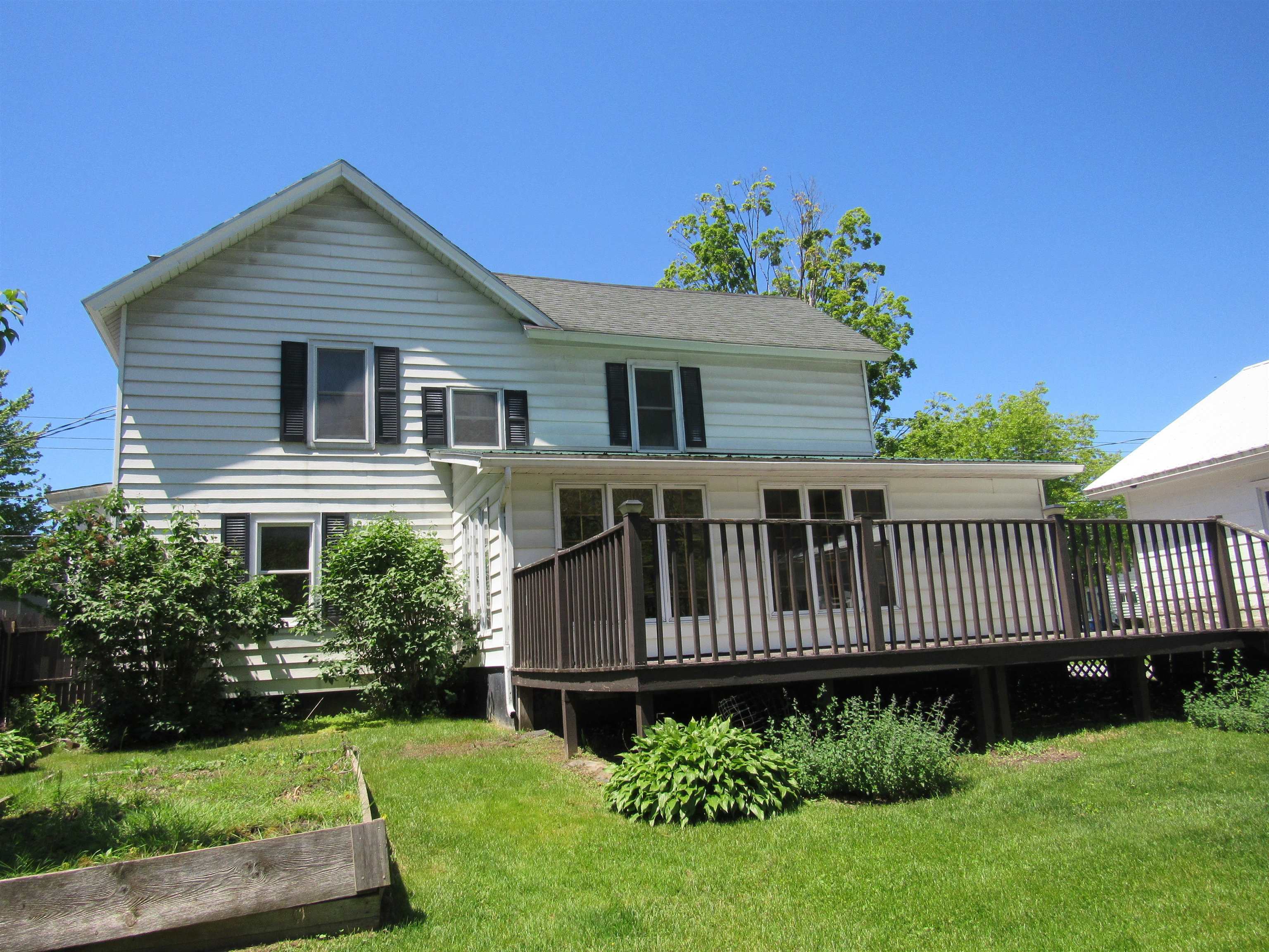 Property Photo:  9 Farrar Street  VT 05488 