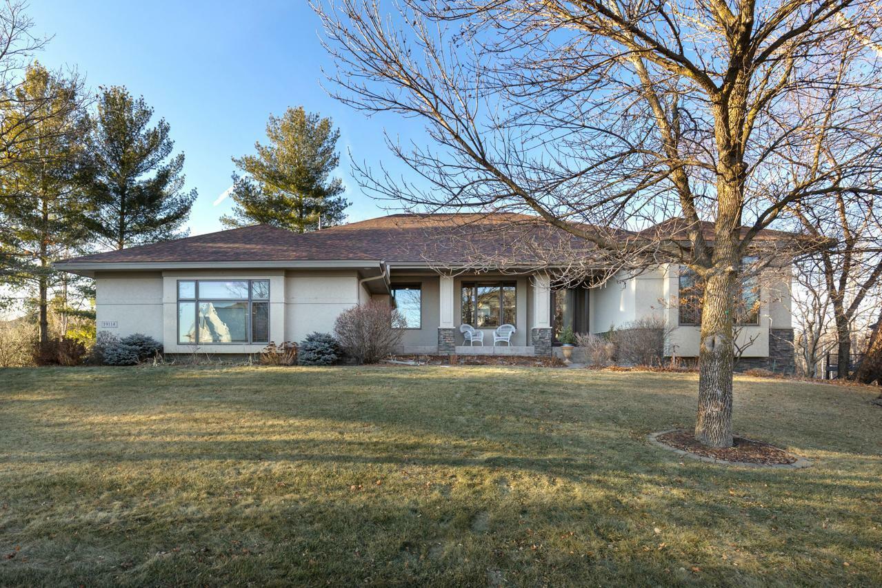 Property Photo:  19114 Vogel Farm Trail  MN 55347 