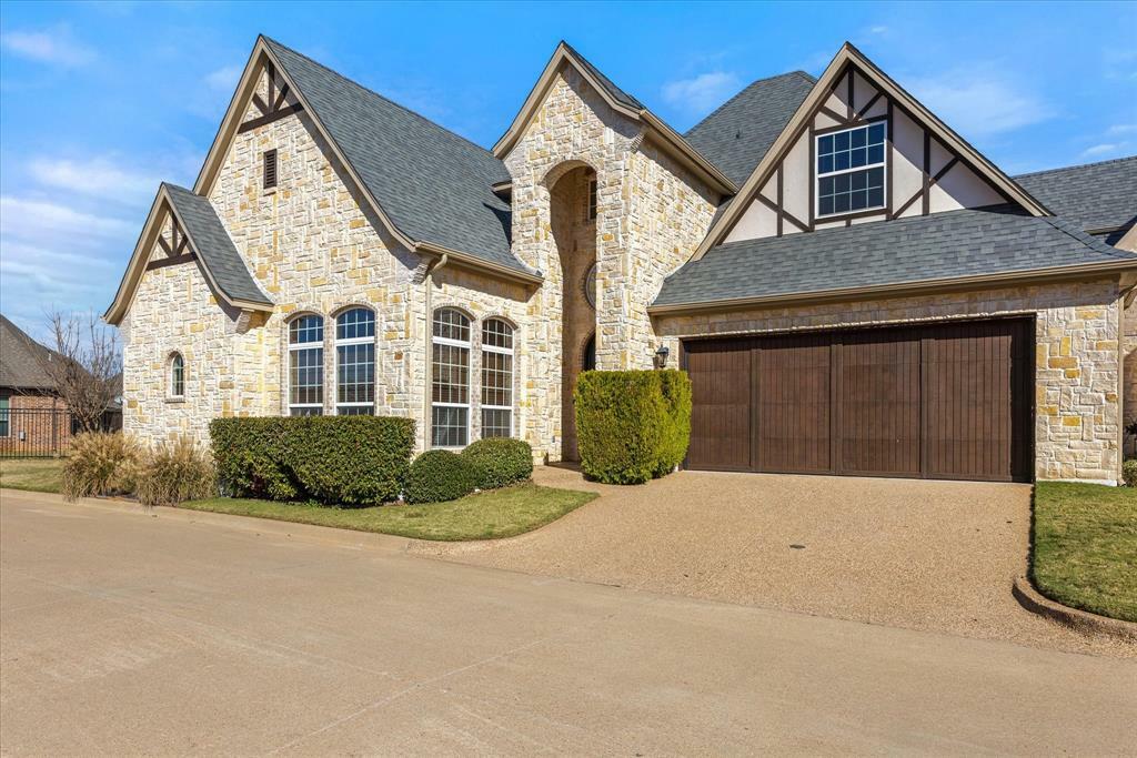 Property Photo:  2414 Vineyard Drive  TX 76048 