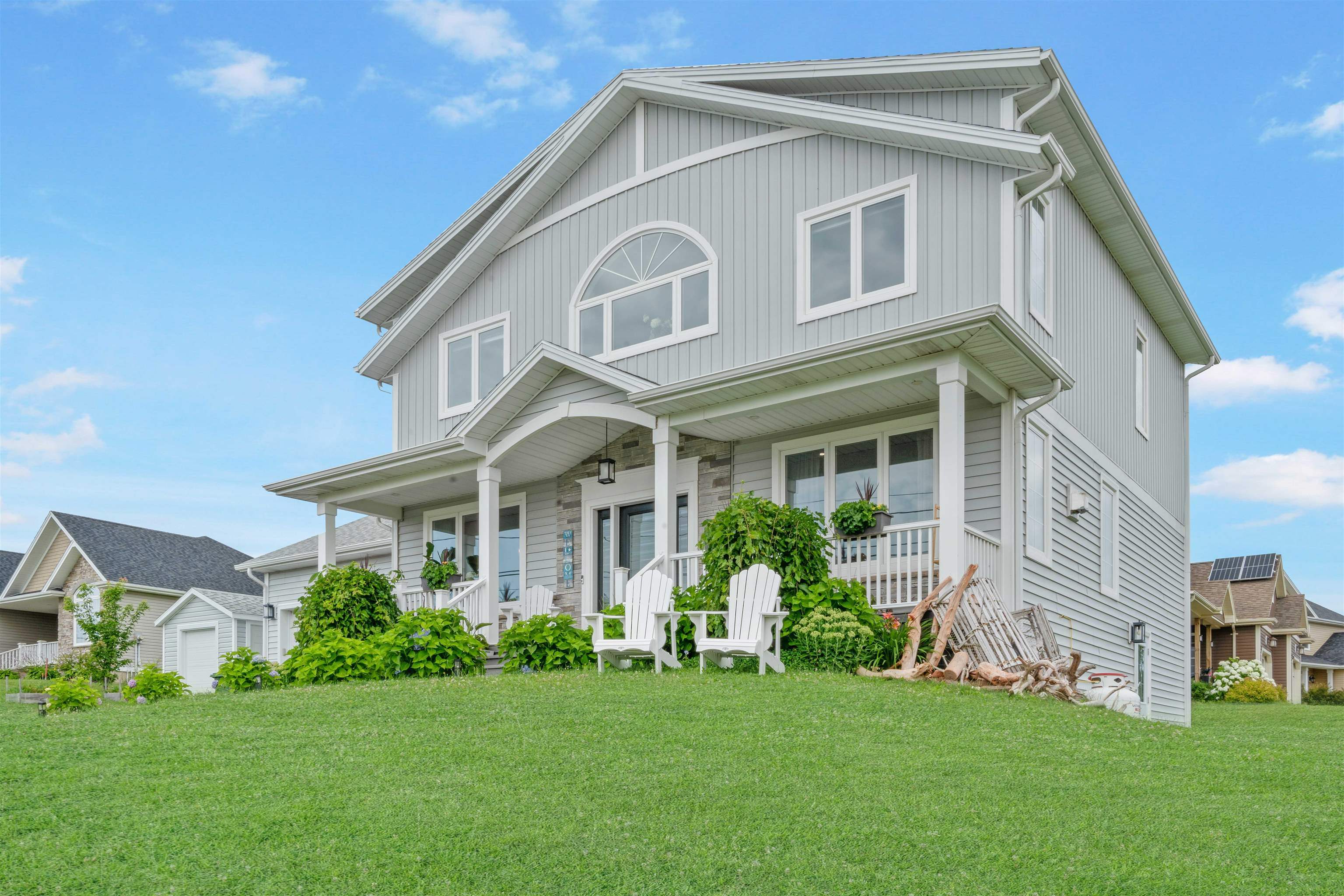 Property Photo: 2 Stonington Boulevard PE C1B 0A3