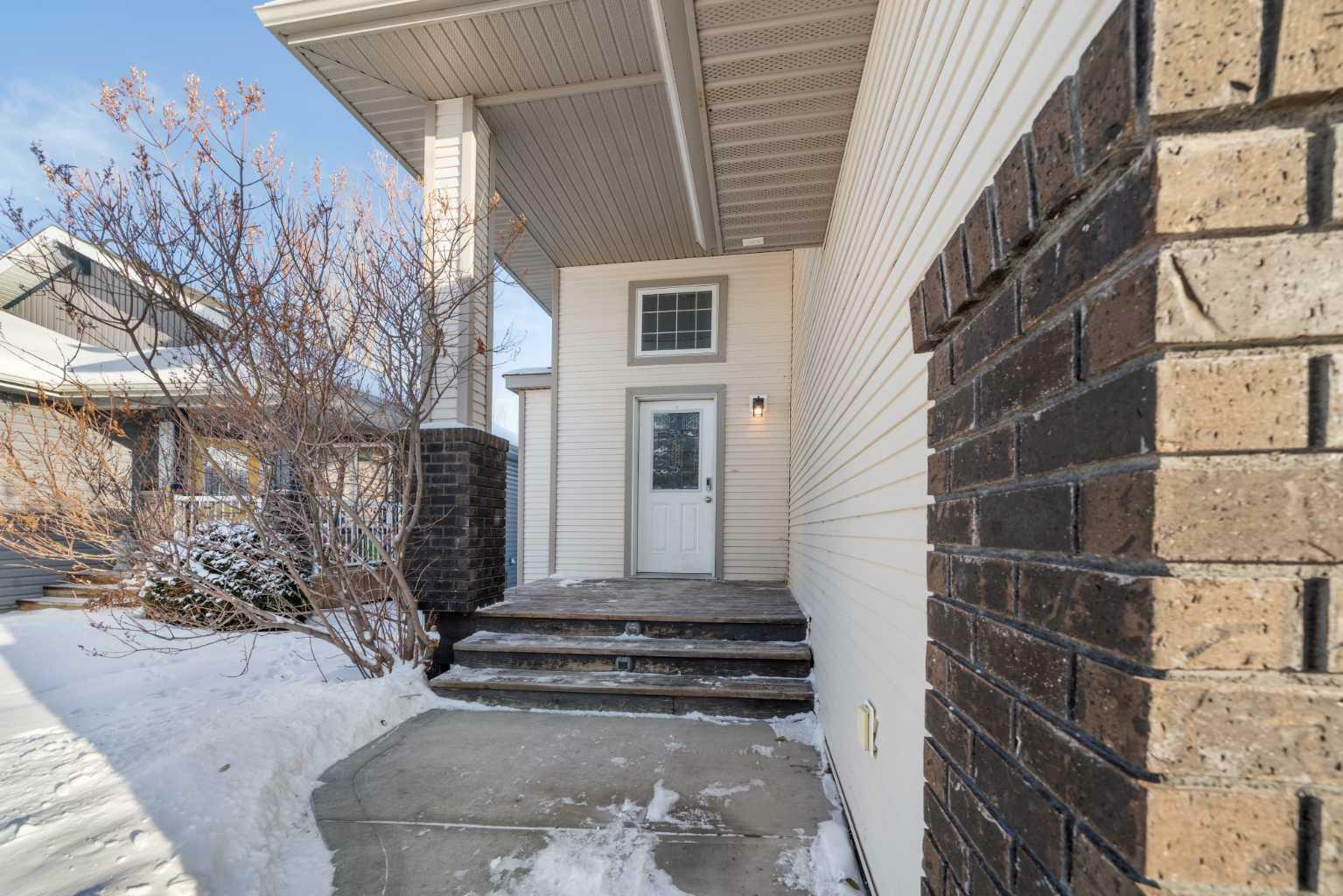 Photo de la propriété:  84 Vanson Close  AB T4R 0G9 