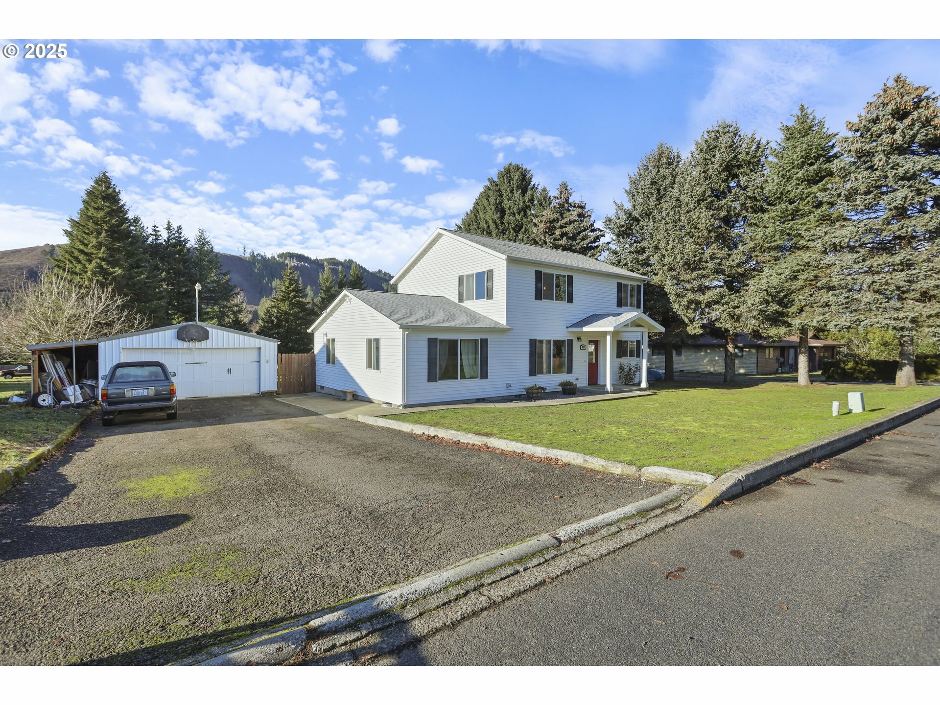 Property Photo:  291 Metzger Rd  WA 98610 