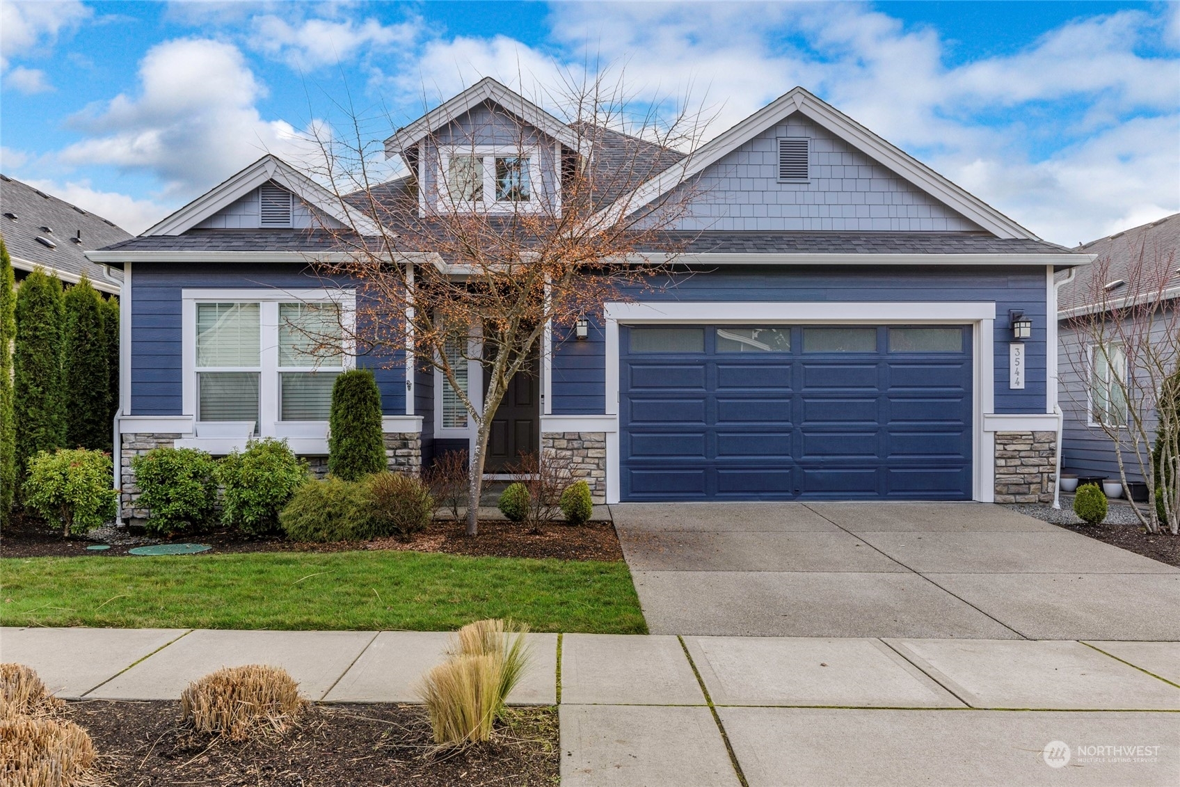 Property Photo:  3544  Arrowroot Street SE  WA 98513 