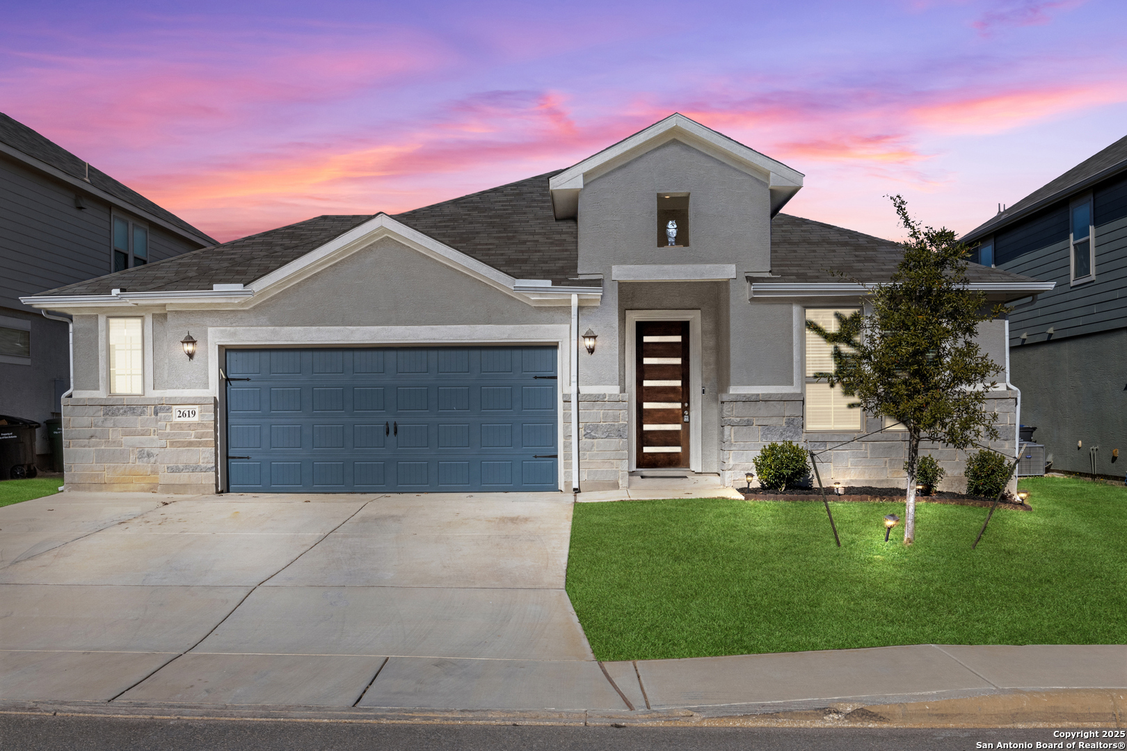 Property Photo: 2619 Greystone Landing TX 78259