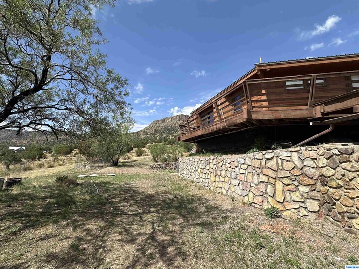 Property Photo:  209 Rio Vista  NM 88049-0000 