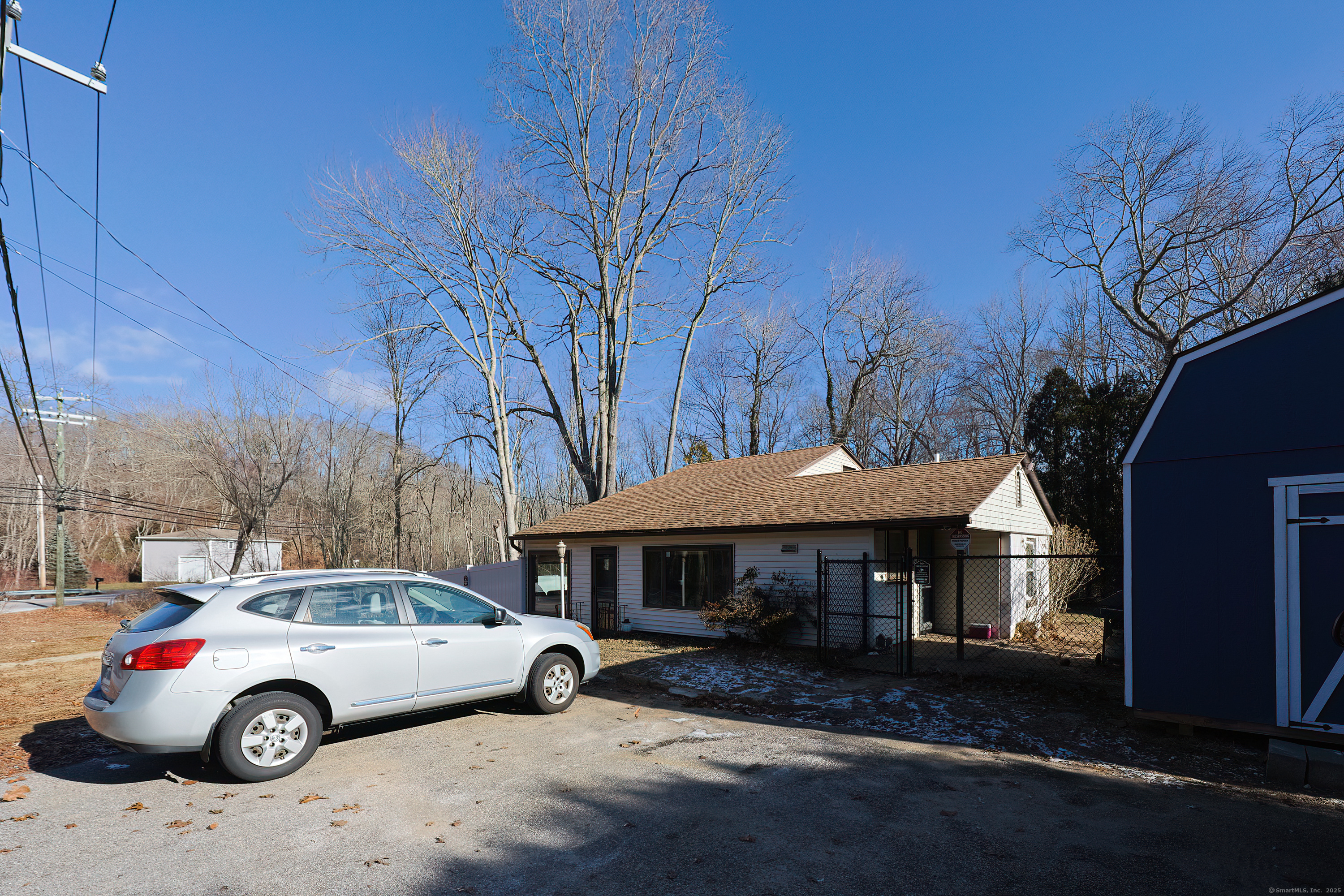 Property Photo:  73 Old Colchester Road Extension  CT 06370 