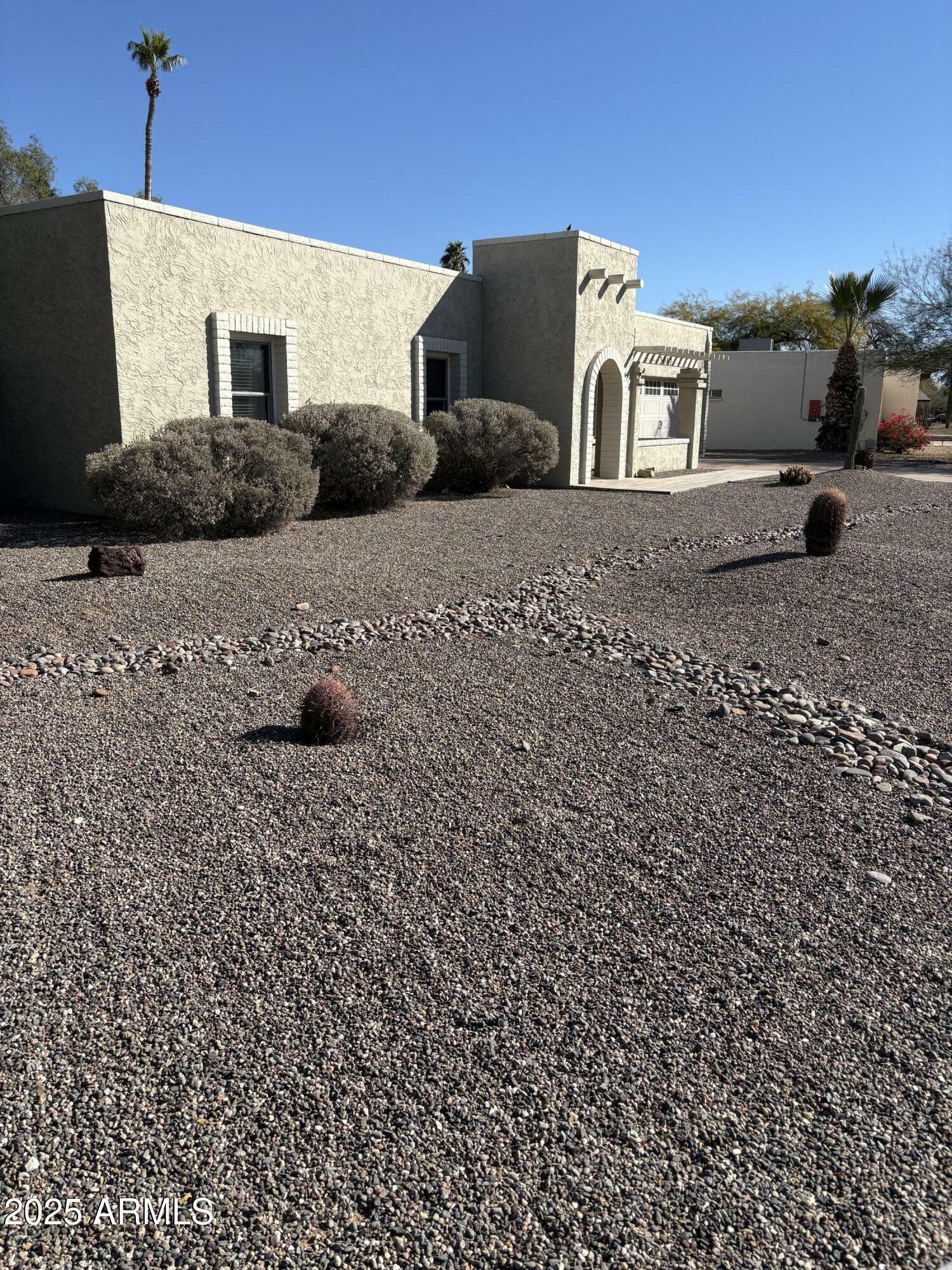 Property Photo: 3042 E Hillery Drive AZ 85032