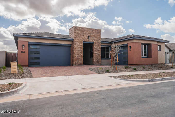 853 W Golden Ore Pass  Apache Junction AZ 85120 photo