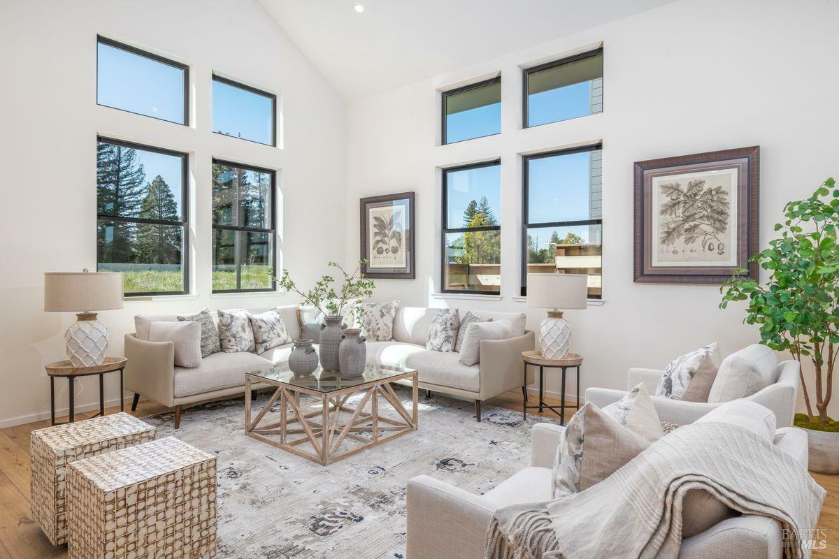 Property Photo: 1010 Trentadue Way CA 95448