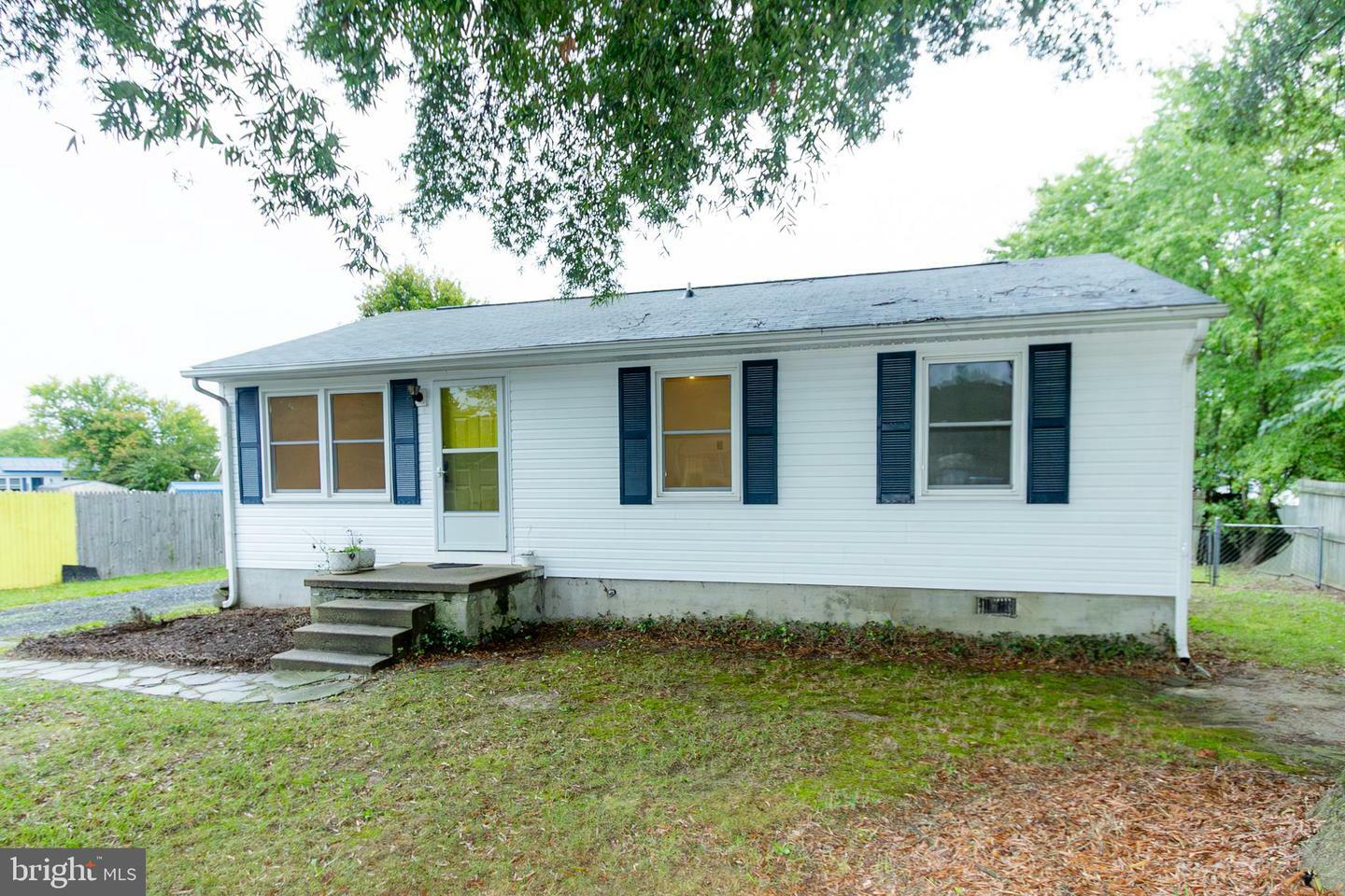 Property Photo: 22172 Erickson Court MD 20653