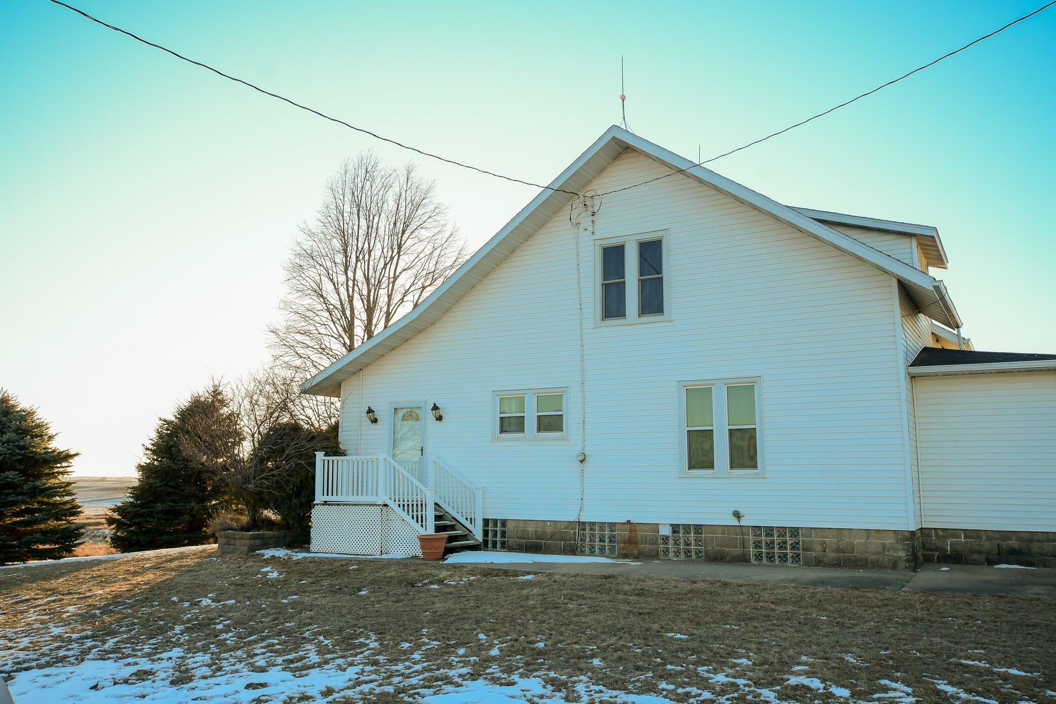 Property Photo:  1955 400th Street  IA 50036 