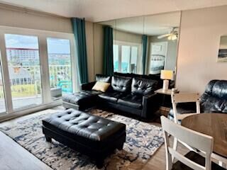 Property Photo: 895 Santa Rosa Boulevard Apt 510 FL 32548