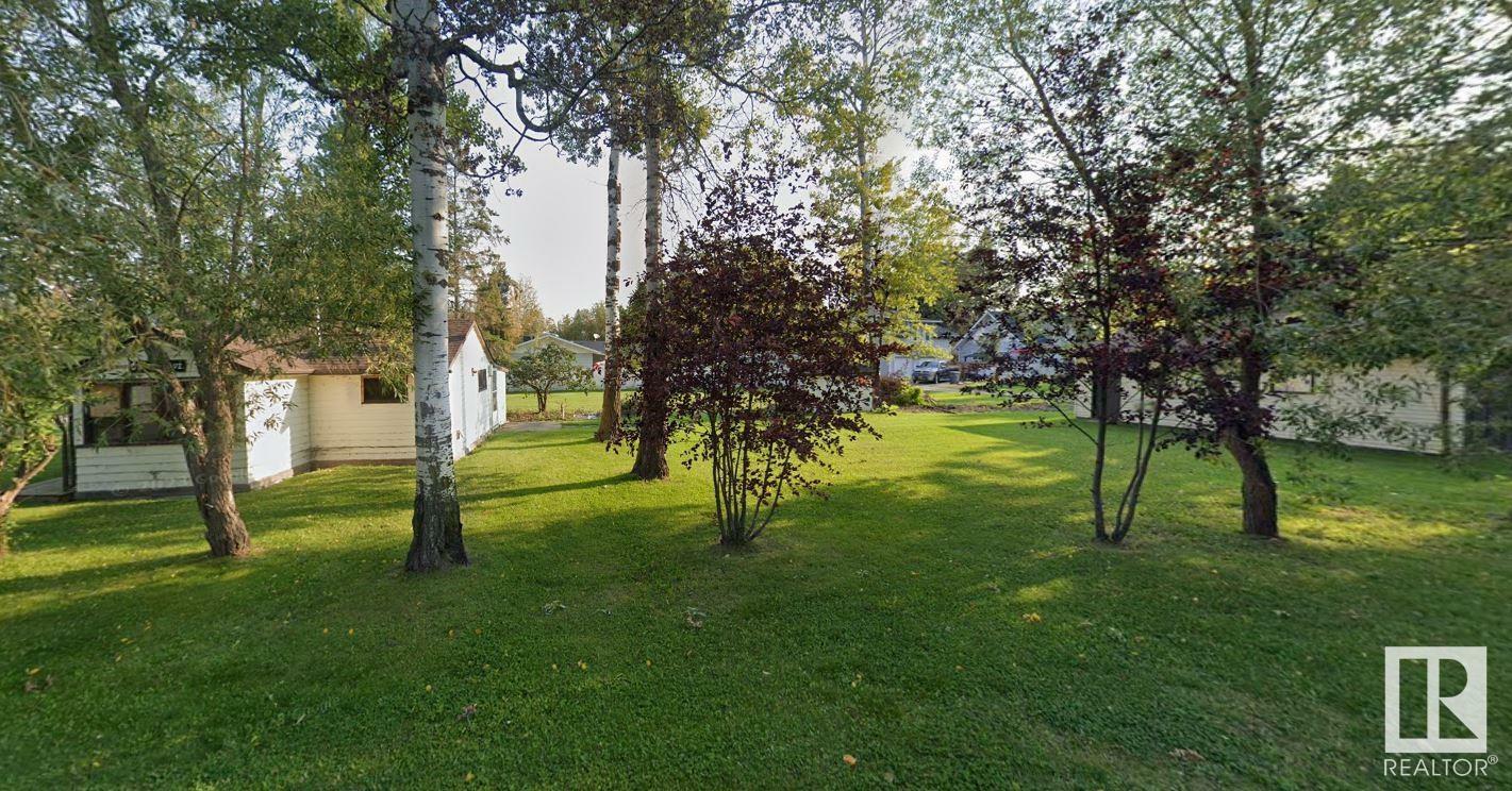 5227 5231 48A Avenue  Rural Lac Ste. Anne County AB T0A 0A0 photo