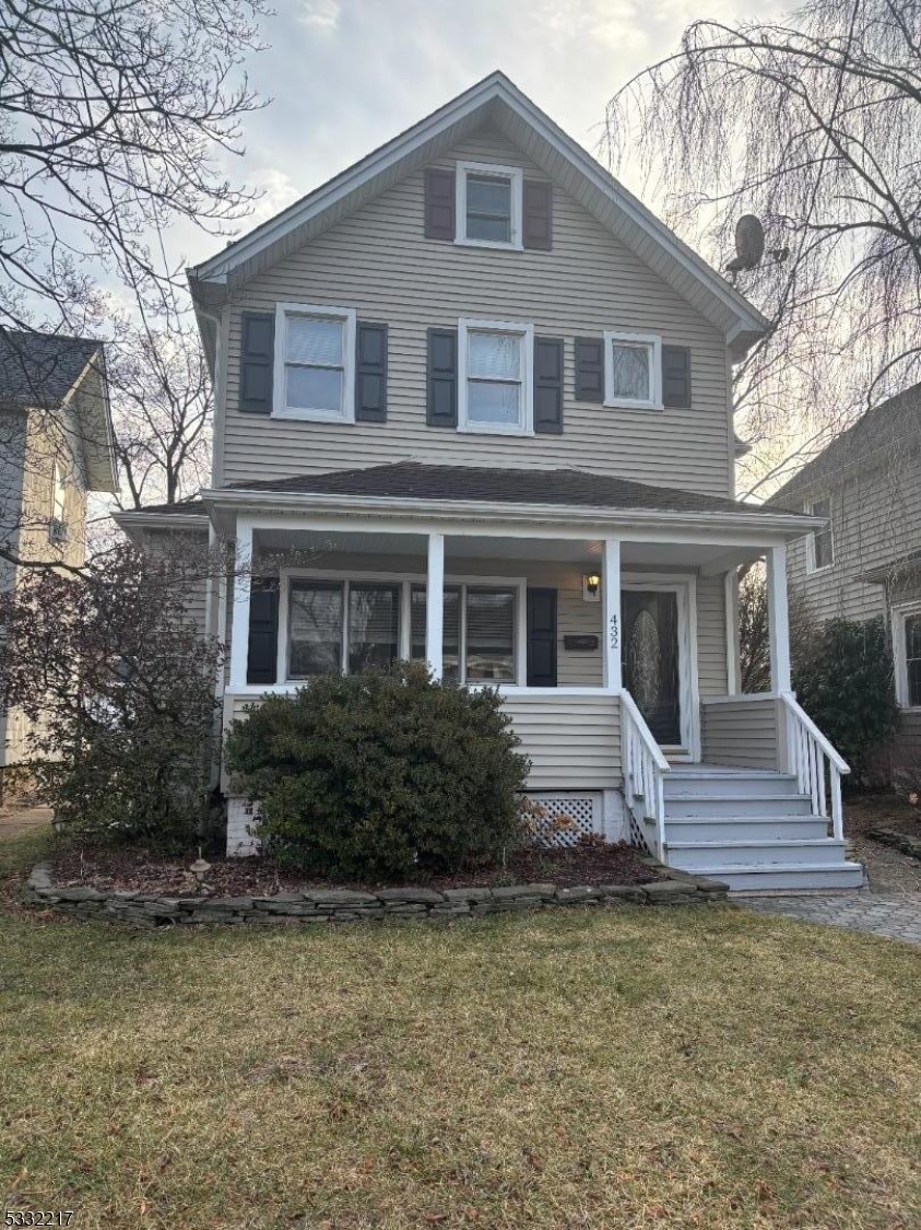 Property Photo:  432 Holmes St  NJ 07005 