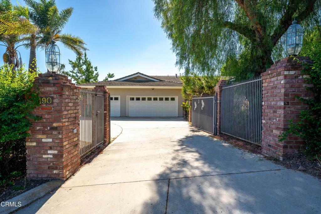 Property Photo:  5190 Kingsgrove Drive  CA 93066 