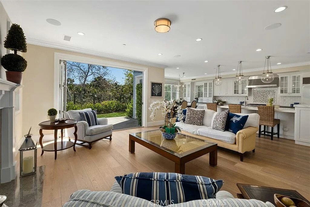 4 Summer House Lane  Newport Beach CA 92660 photo