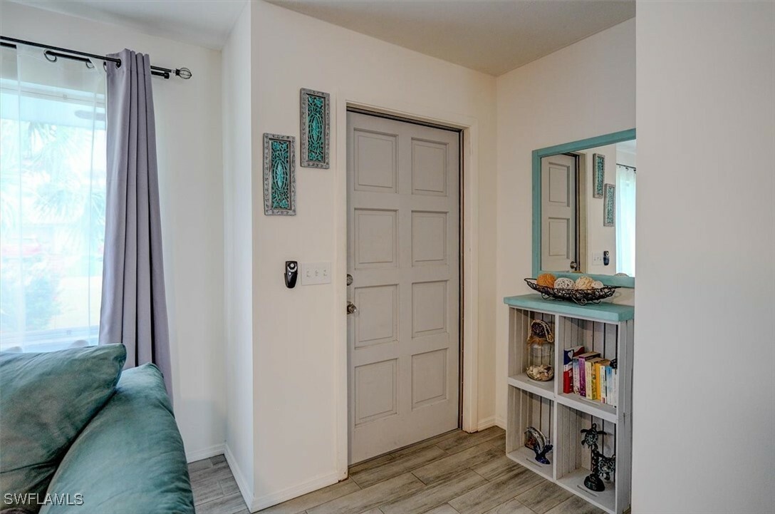 Property Photo: 4101 SE 3rd Avenue FL 33904