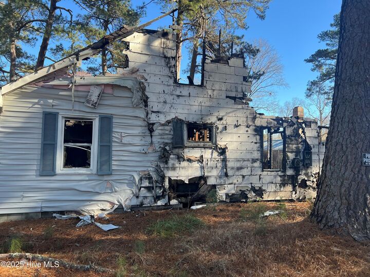 Property Photo: 108 Peachtree St Street NC 27897