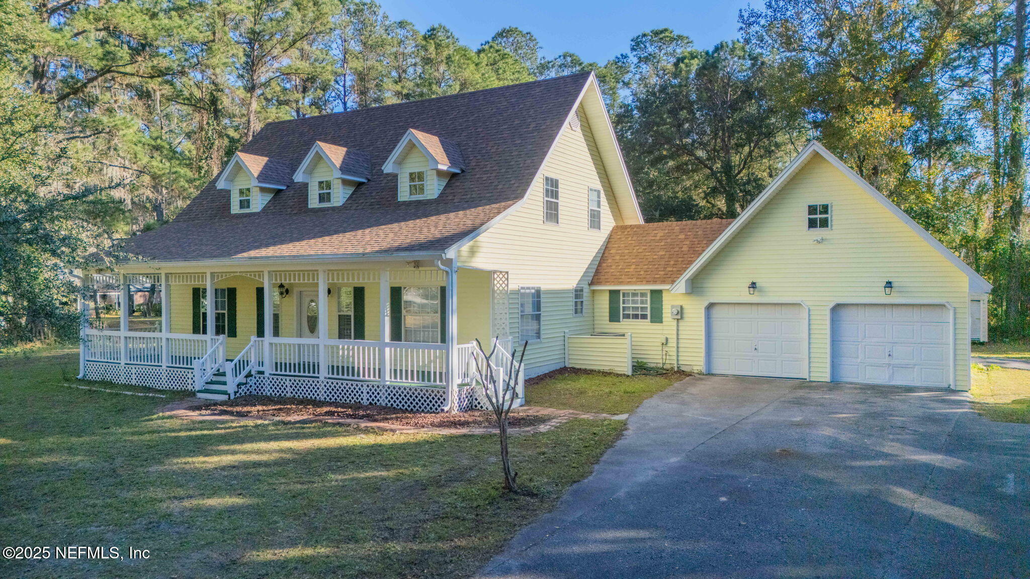 Property Photo:  8705 River Park Rd Road  FL 32092 