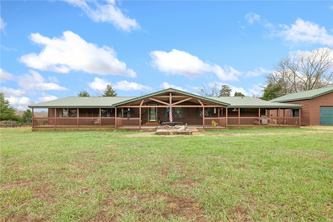 Property Photo:  631 County Road 853  AR 72638 