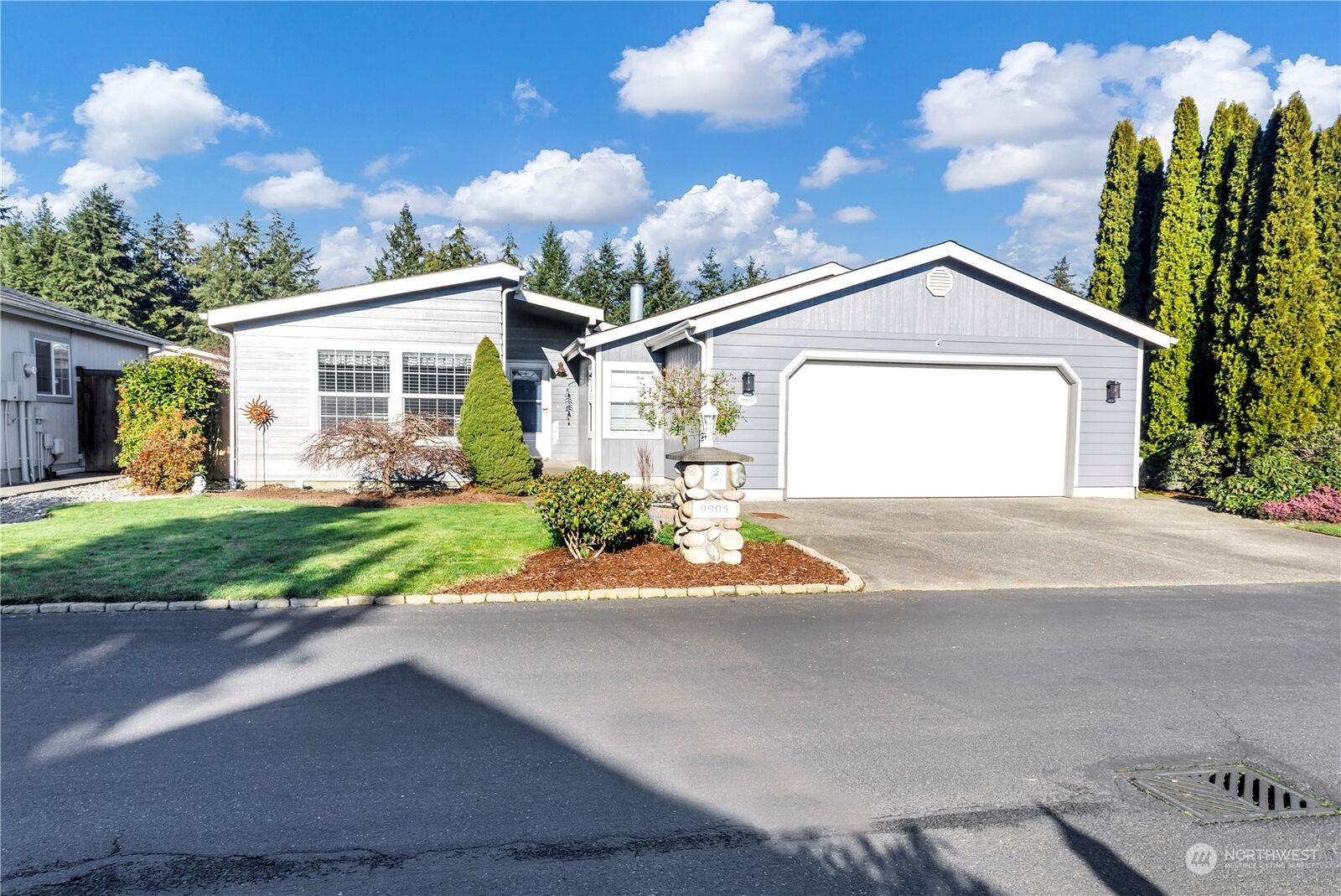 2 bed Graham home for sale: 9905 196th Street E 38, Graham, WA 98338