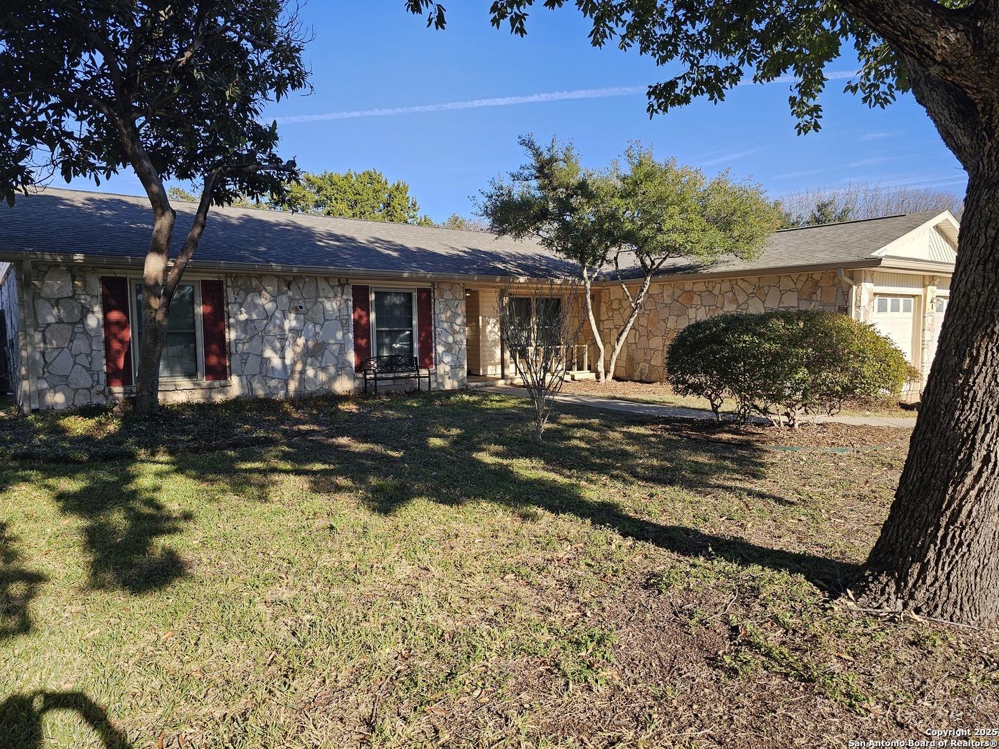 Property Photo:  2731 Forest Spur  TX 78232 