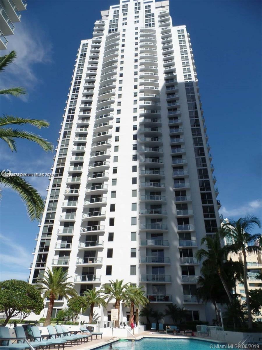 Property Photo:  1050 Brickell Ave 1420  FL 33131 