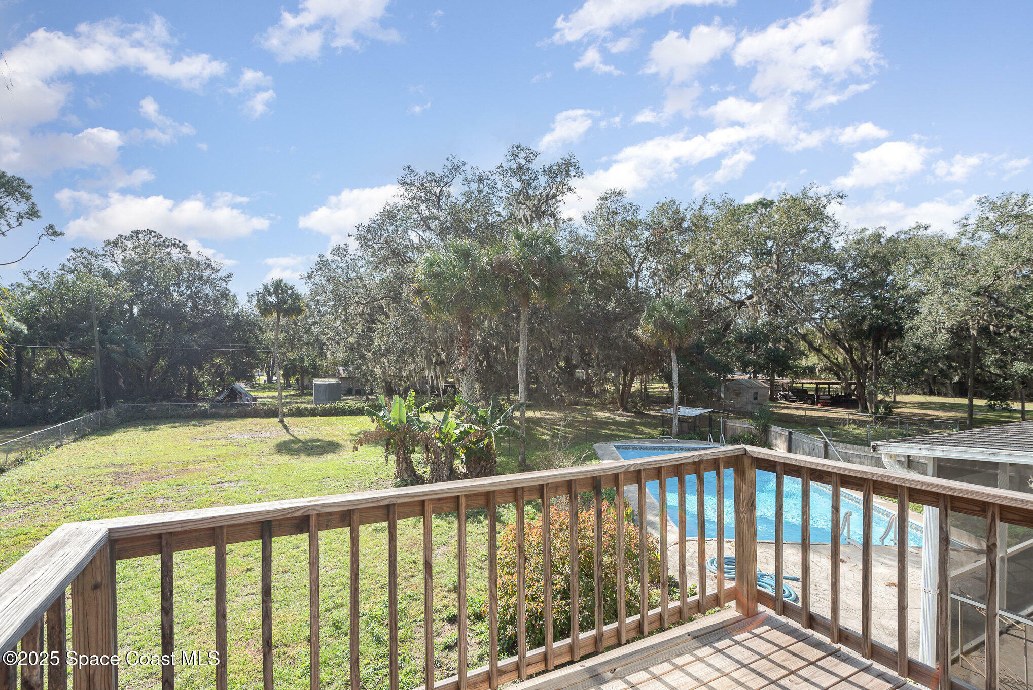 Property Photo: 4215 Burkholm Road FL 32754