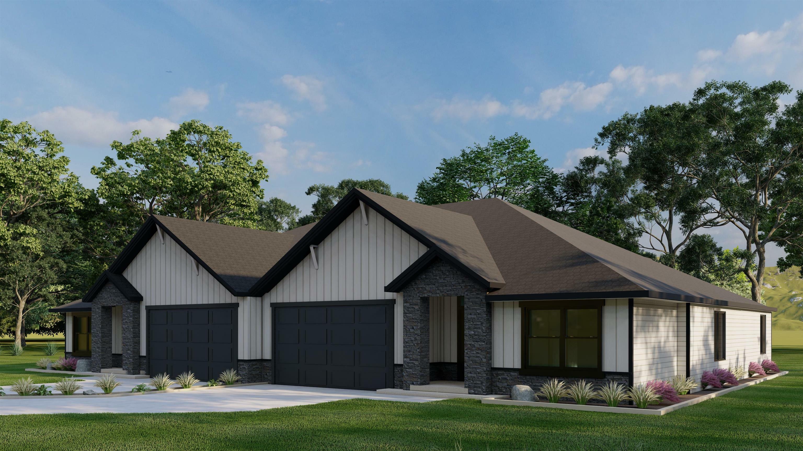 Property Photo:  1109 N Country Club Dr Unit 30  WA 99006 