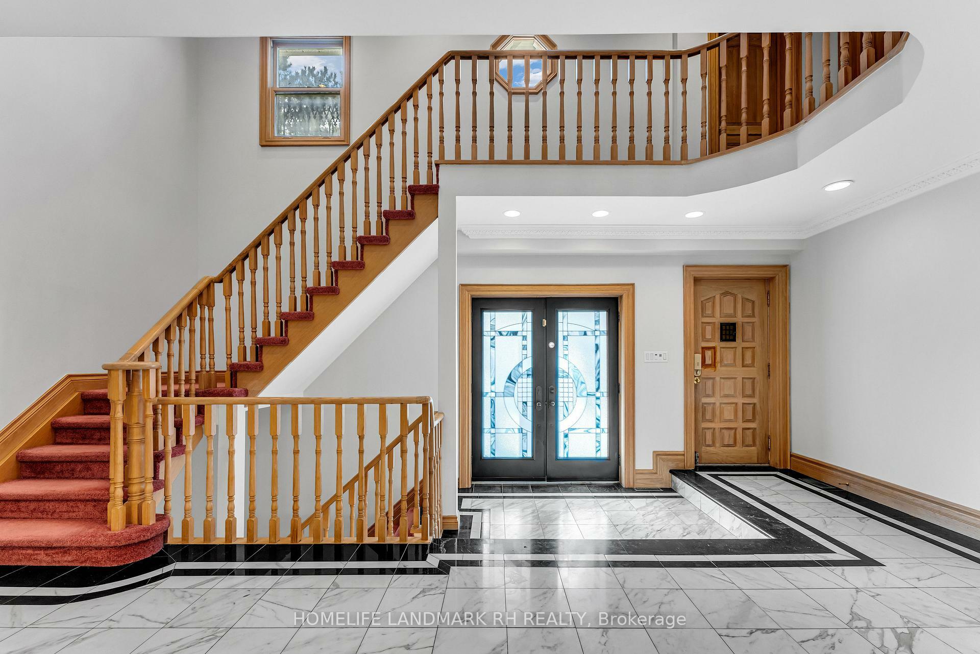 Property Photo: 31 Arjay Crescent ON M2L 1C6