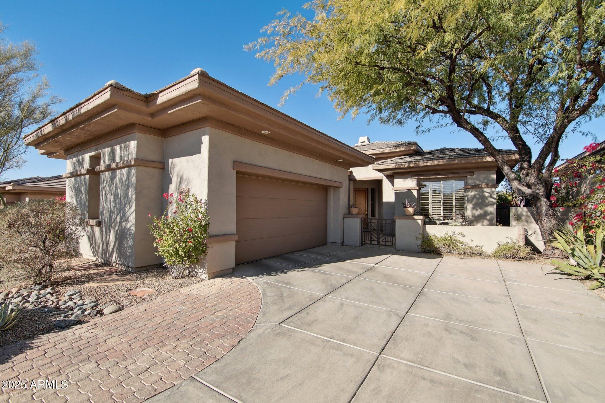 Property Photo: 30994 N 74th Way AZ 85266