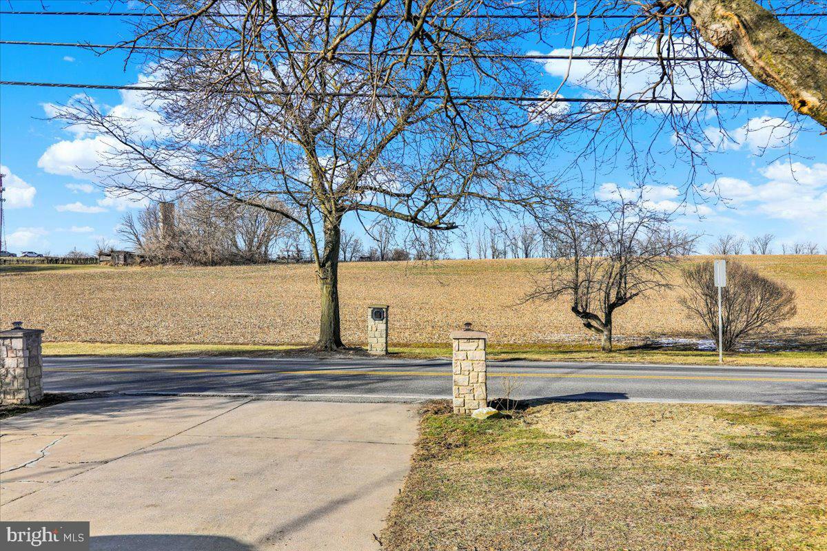 Property Photo:  118 W Metzler Road  PA 17522 