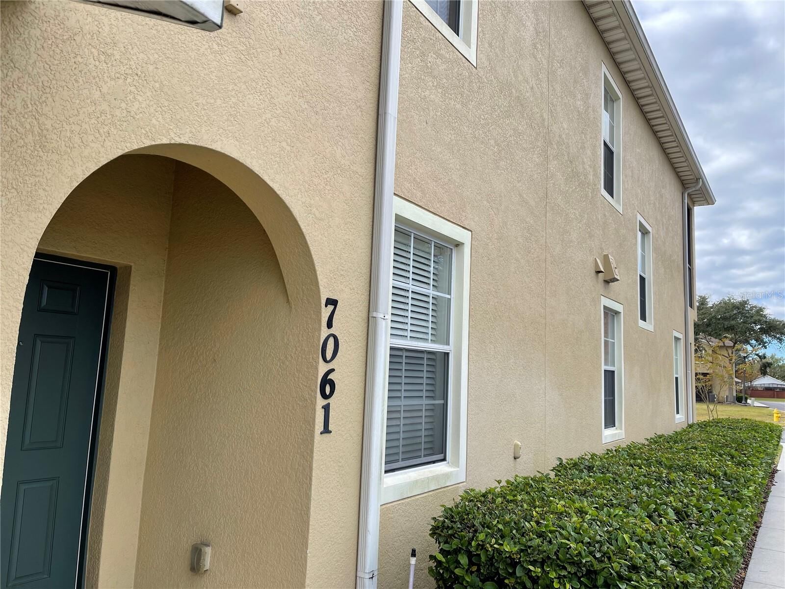 Property Photo: 7061 Kirkland Way FL 32746