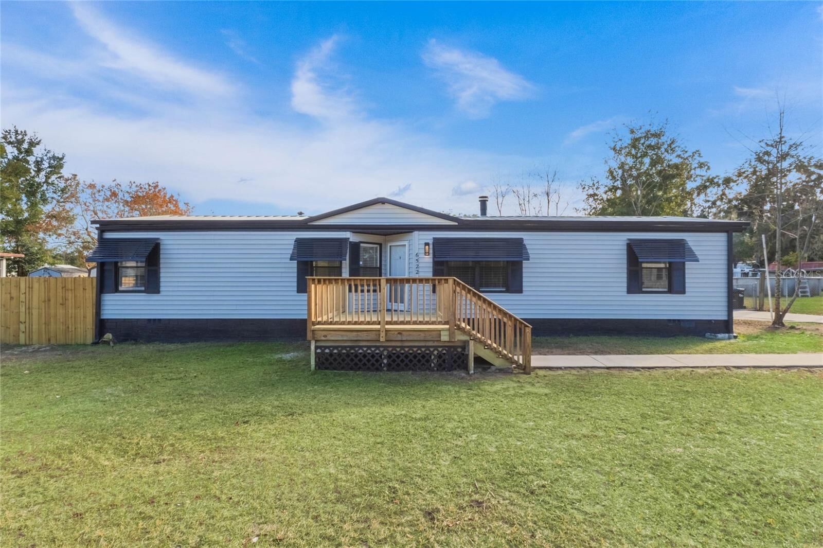 Property Photo: 6522 SE 111th Street FL 34420